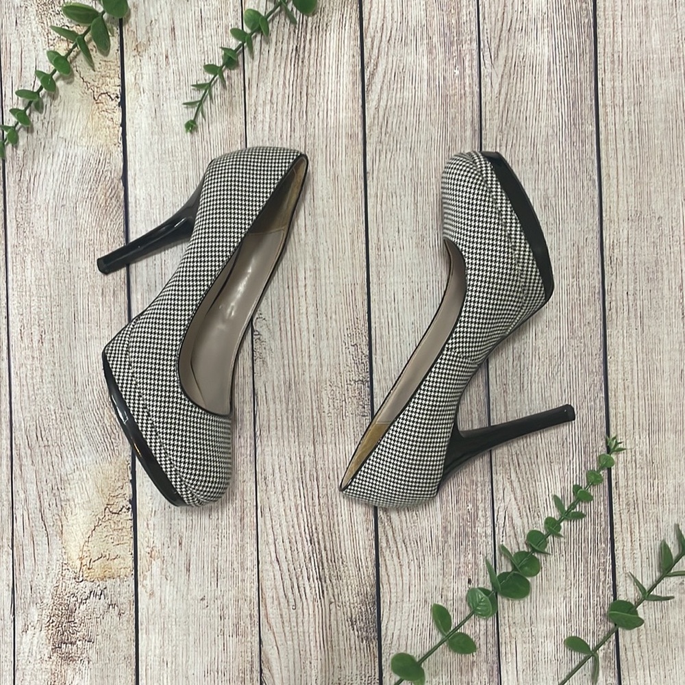 🌸 Clearance! 🌸 Nine & Co Black & White Platform Heels Size 8